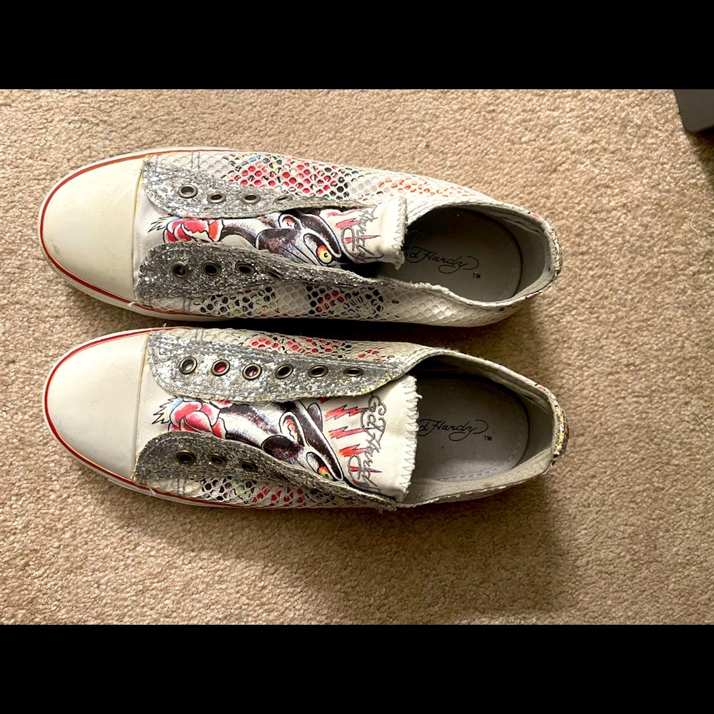 ED Hardy converse shoes size 9